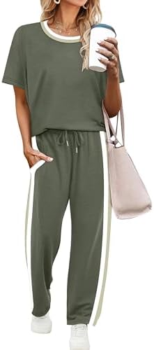A rich green spacer knit shapes this breezy two-piece set, pairing a short sleeve top with wide-leg cropped pants.