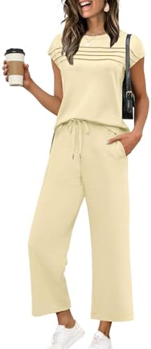 Airy spacer knit in a sunny yellow shade makes this two-piece set an easy pick for warm travel days and bright summer mornings.