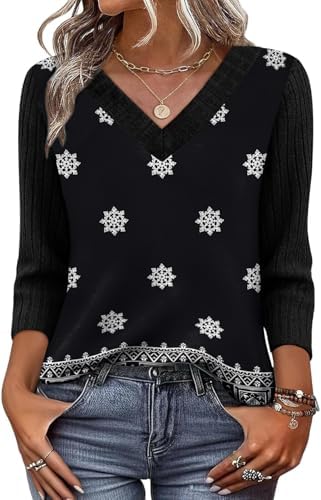 Patterned panels meet a soft V-neckline in this three-quarter sleeve top, cut in our lightweight Print 03 stretch knit.