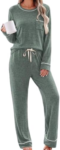 Rich green knit pairs with crisp contrast piping on this two-piece pajama set cut with wide legs and a pocketed crewneck top.