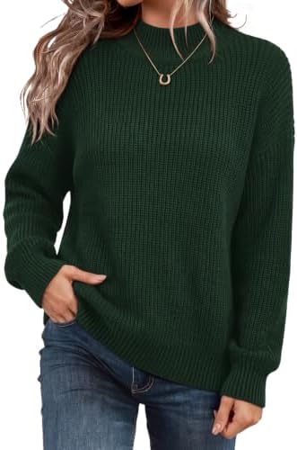 A fuzzy knit in deep dark green gives this lightweight mock neck sweater plenty of warmth for crisp mornings and breezy nights.