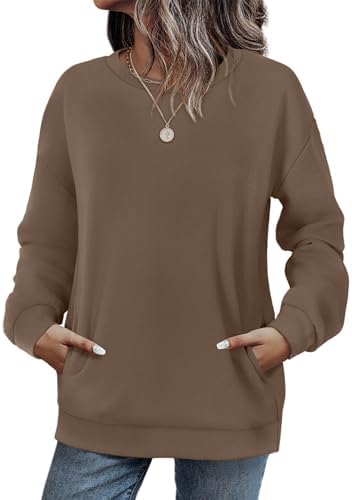 Deep brown coffee tones meet a soft stretch knit and discreet side pockets in this relaxed crewneck layer.
