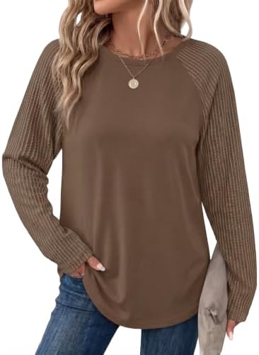 Rich coffee brown meets textured raglan sleeves on a lightweight tunic knit that gives you full hip coverage on cool evenings.