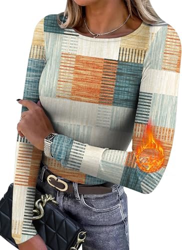A light fleece backing inside this Print 06 plaid long sleeve top adds subtle warmth under vests and winter cardigans.