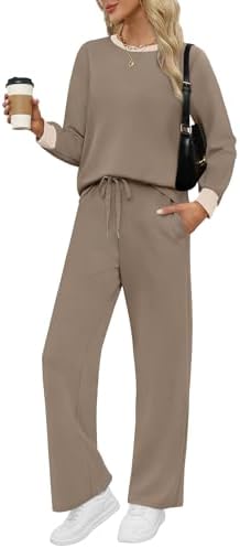 Warm tones meet a relaxed drape in this two-piece set, pairing rich coffee paneling with breathable four-way stretch.