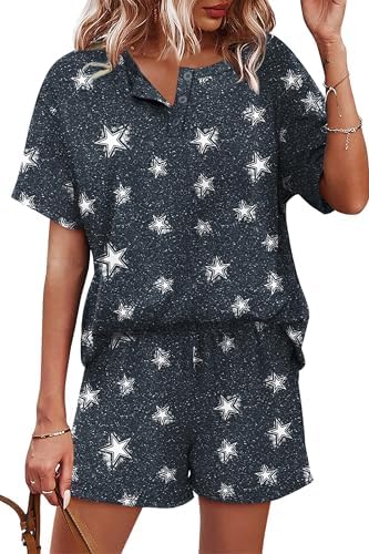 Scattered white stars over dark gray give this soft henley and pocketed shorts set a playful finish for warm weekends.