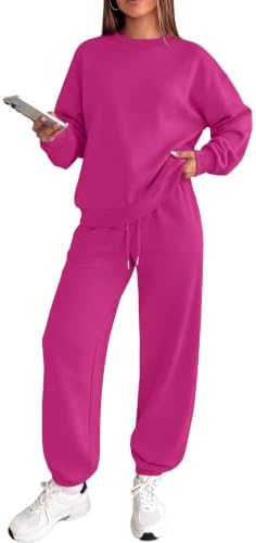 Saturated hot pink brings an energetic look to this cozy two-piece set, cut with an oversized crewneck and cuffed joggers.