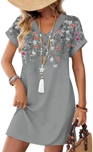 A muted grey botanical print gives this relaxed V-neck tshirt dress a calm look with deep side pockets.
