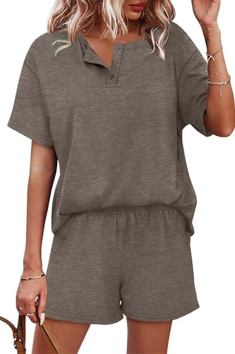 A relaxed henley tee paired with pull-on shorts cut from our soft tri-blend knit in versatile khaki.