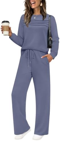 A classic blue knit pairs with pleated detailing on this long sleeve top and wide leg pant set.