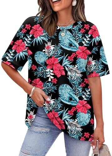 Soft dropped shoulders and a lush Hawaiian print give this loose crewneck tee an easy, warm-weather feel.