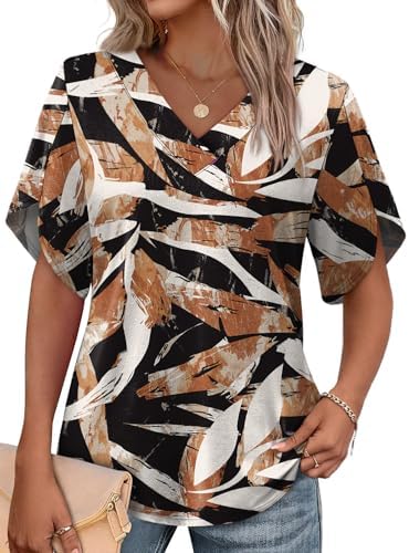 A breezy split petal sleeve and the vibrant Floral 07 print turn this soft summer top into an easy daytime pick.