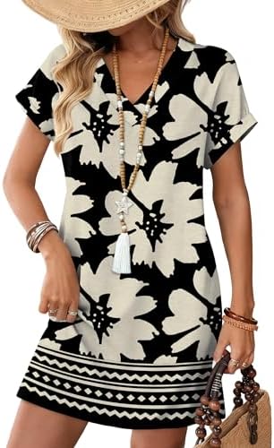 Cuffed short sleeves and soft vintage floral print make this relaxed t-shirt dress an easy pick for sunny travel days.