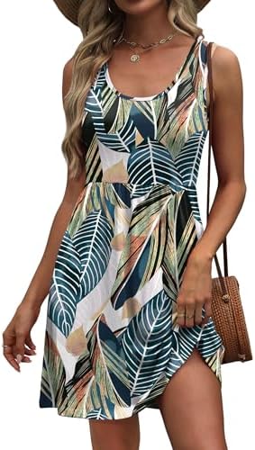 Deep green palm fronds over a light ground turn this sleeveless scoop neck sundress into an easy pick for sunny afternoons.
