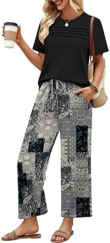 Pleated short sleeves and cropped wide-leg pants make this two-piece travel set an easy pick for warm days on the move.