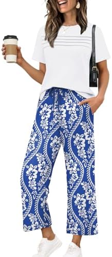 Printed in a detailed Boho Blue pattern, this airy two-piece set pairs a slit-hem tee with relaxed wide-leg cropped pants.